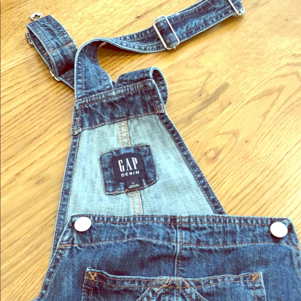 Brand new never worn Gap women’s overalls